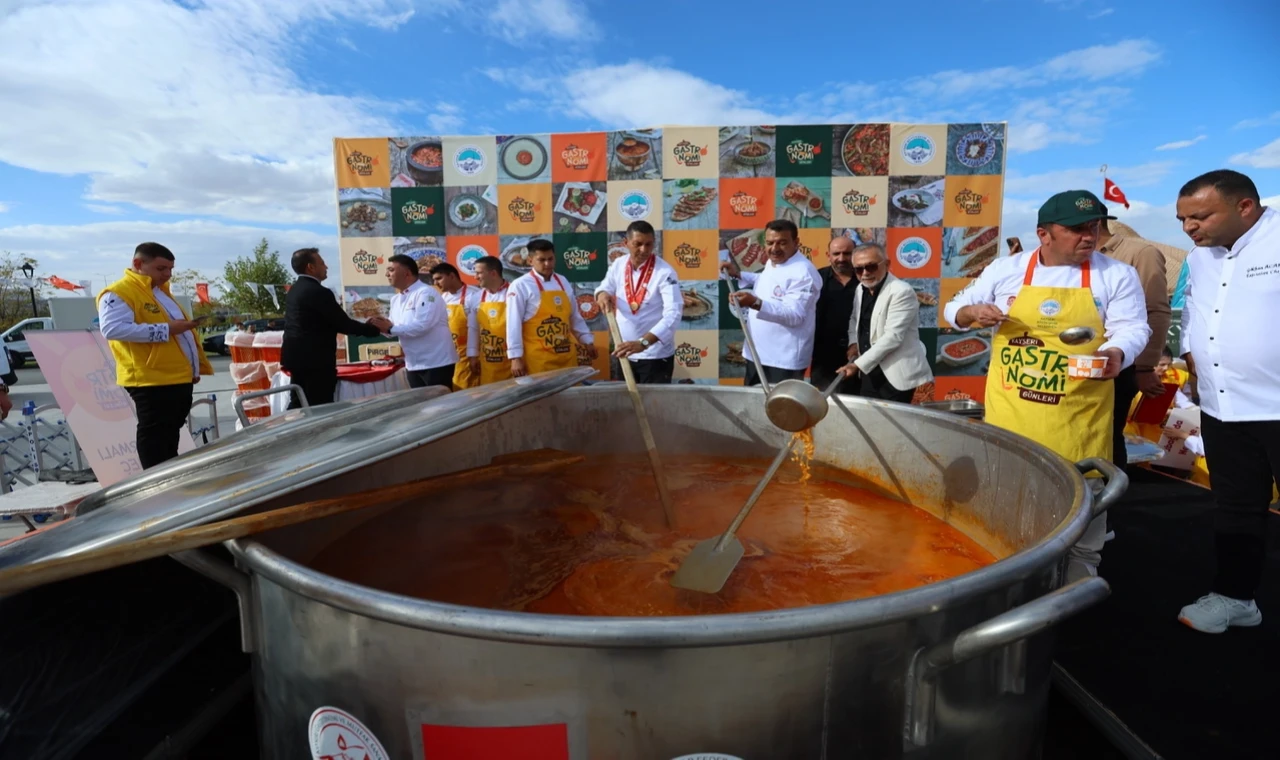 Kayseri’de gastronomi şöleni başladı