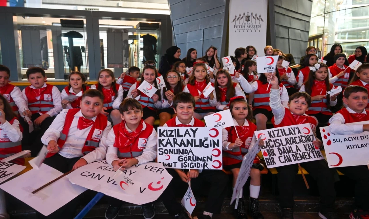 Kızılay Haftası’na Bursa’dan coşkulu başlangıç