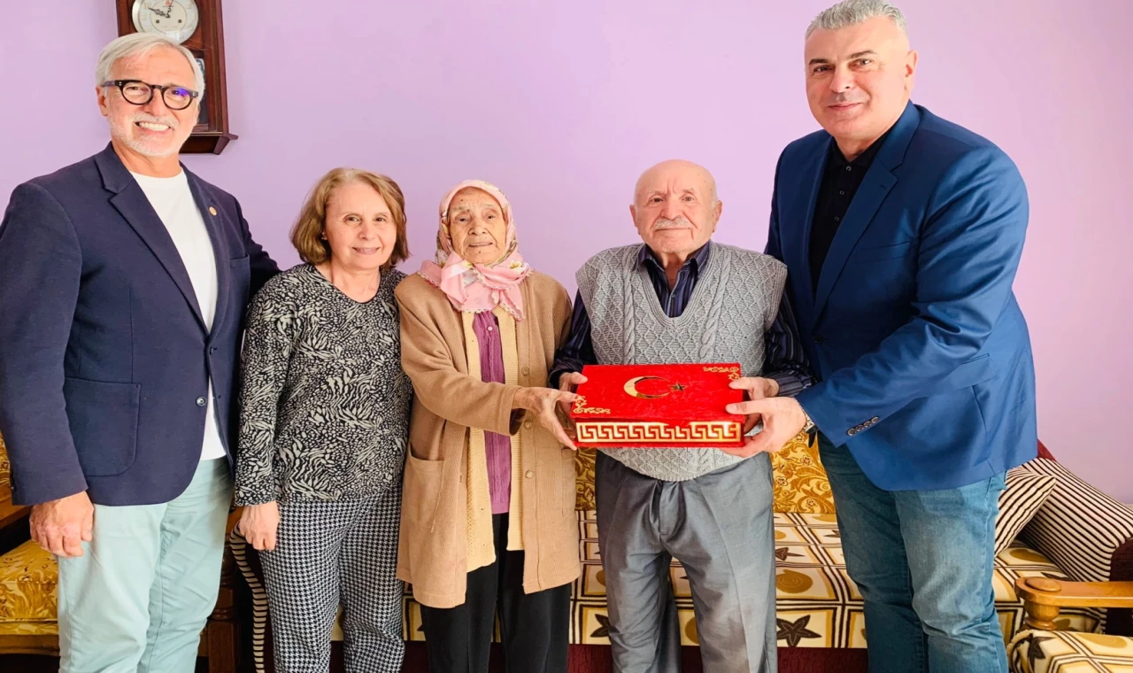 Kocaeli İzmit’te Derince’deki Kıbrıs Gazilerine vefa ziyareti