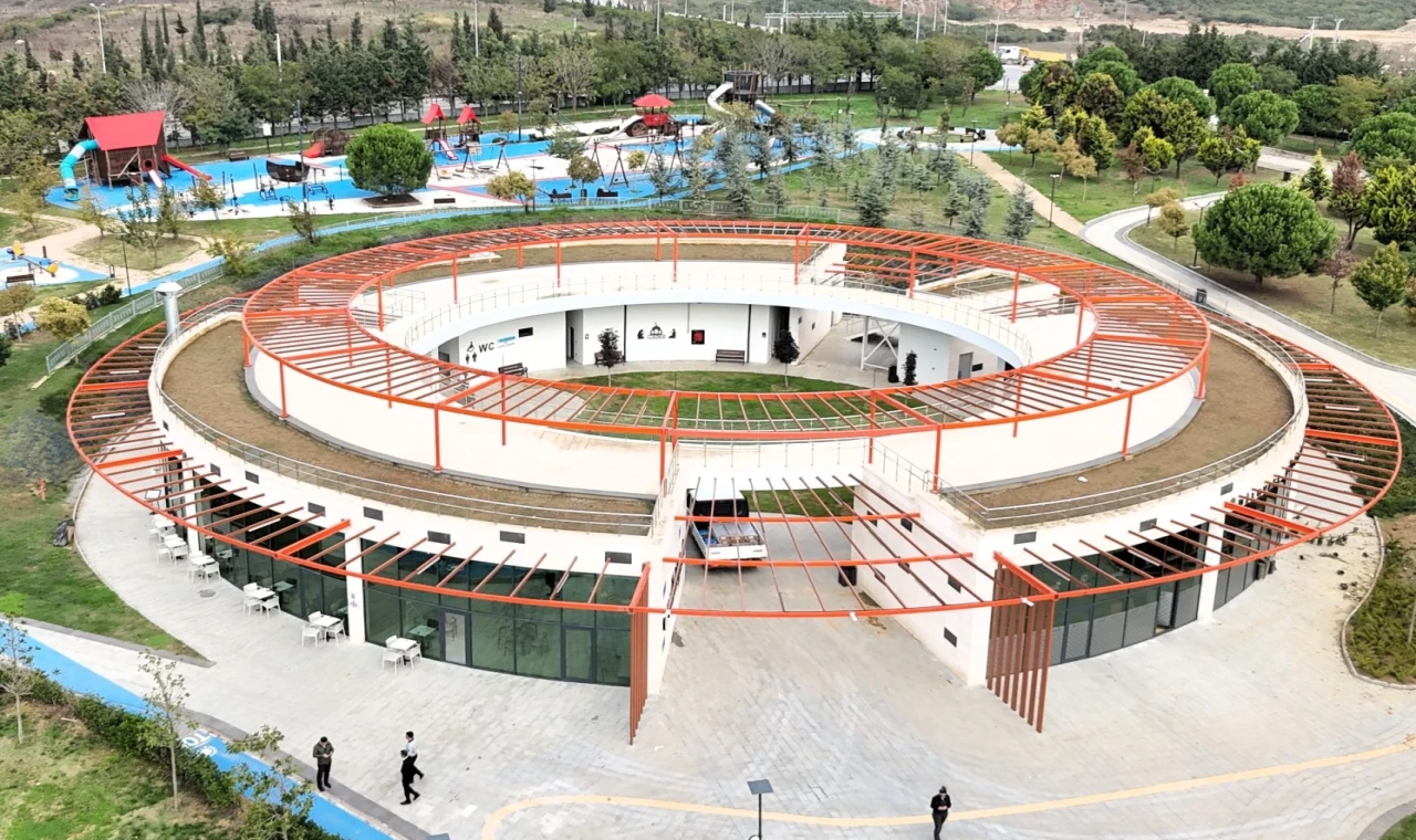 Kocaeli’de Mahal, Dilovası Millet Bahçesi’ne taşındı