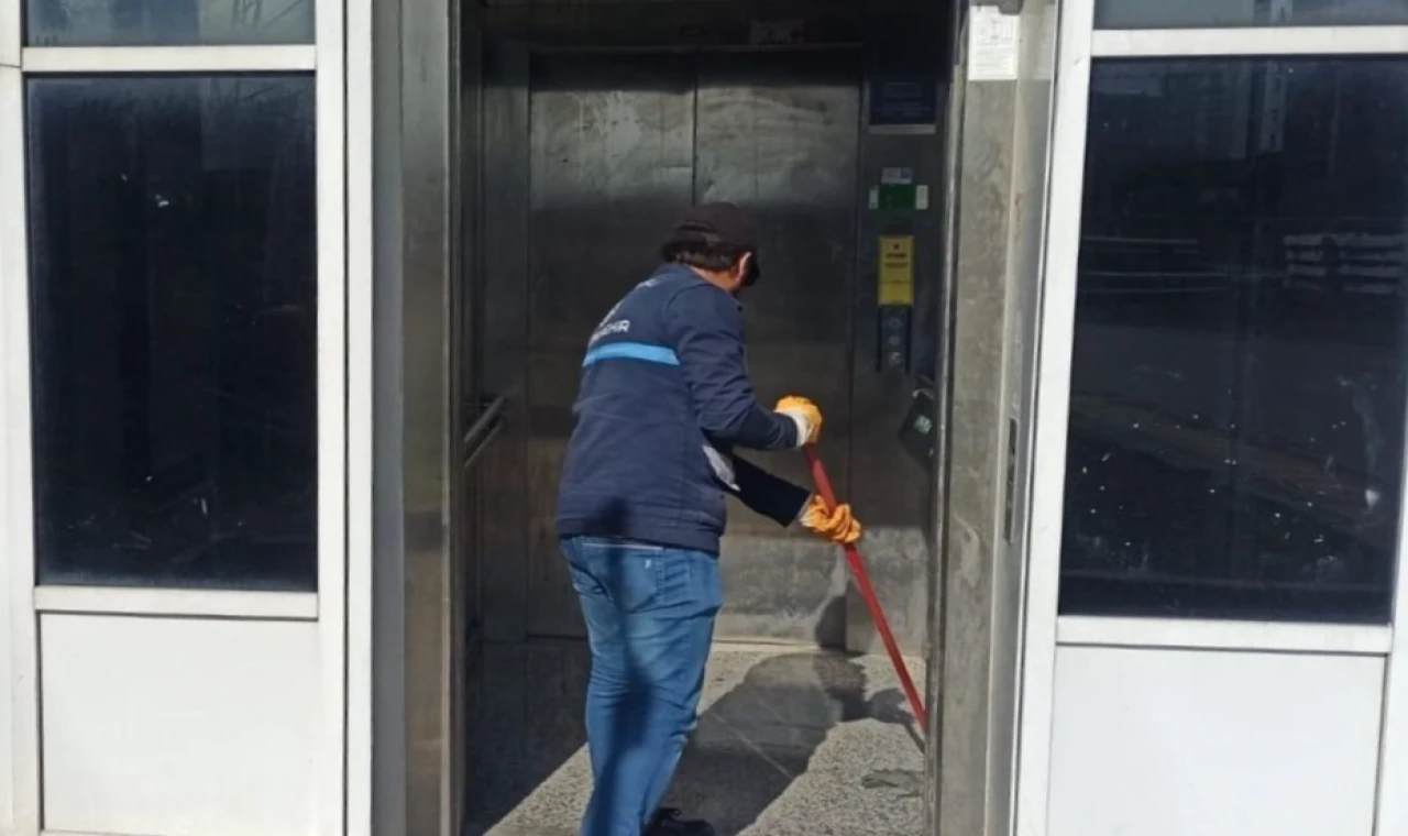 Kocaeli’de üst geçitlere hijyen dokunuşu