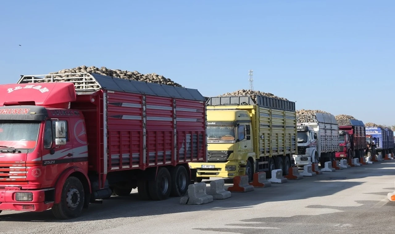 Konya Şeker’den üreticiye çifte avans