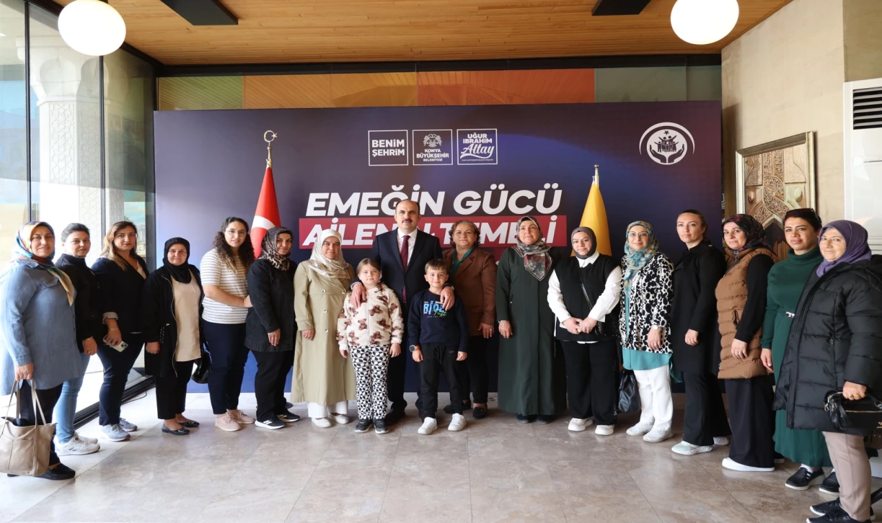 Konya’da Başkan Altay kadınları ağırlamayı sürdürüyor