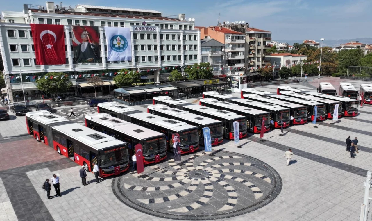 Manisa’nın ulaşım filosuna 35 yeni otobüs