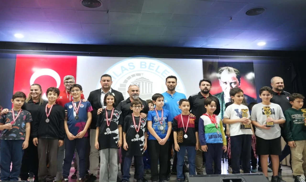 Muğla Milas’ta satranç turnuvası