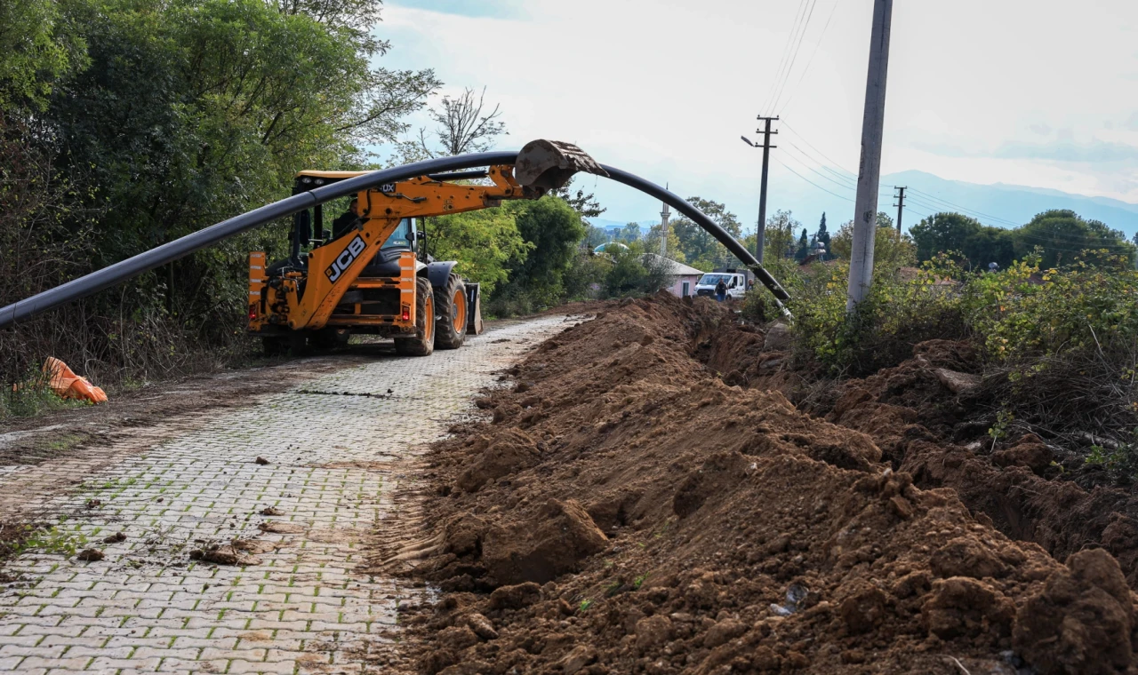 Sakarya Hendek’te kesintisiz su için çalışılıyor