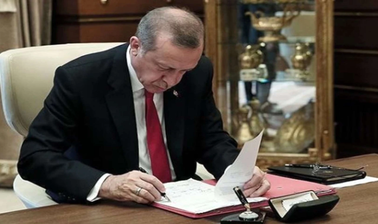 2 ilin Milli Eğitim Müdürü görevden alındı