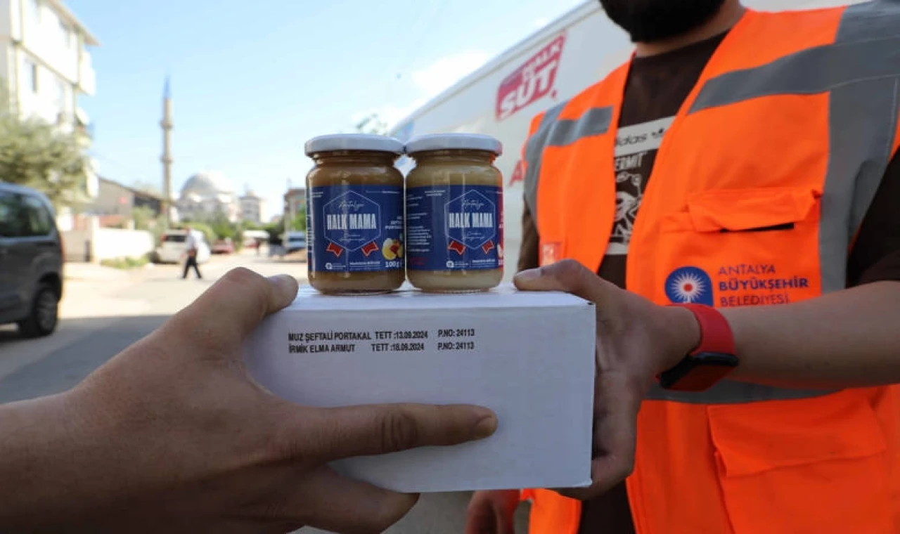 Antalya’da bebeklere “Halk Mama” desteği