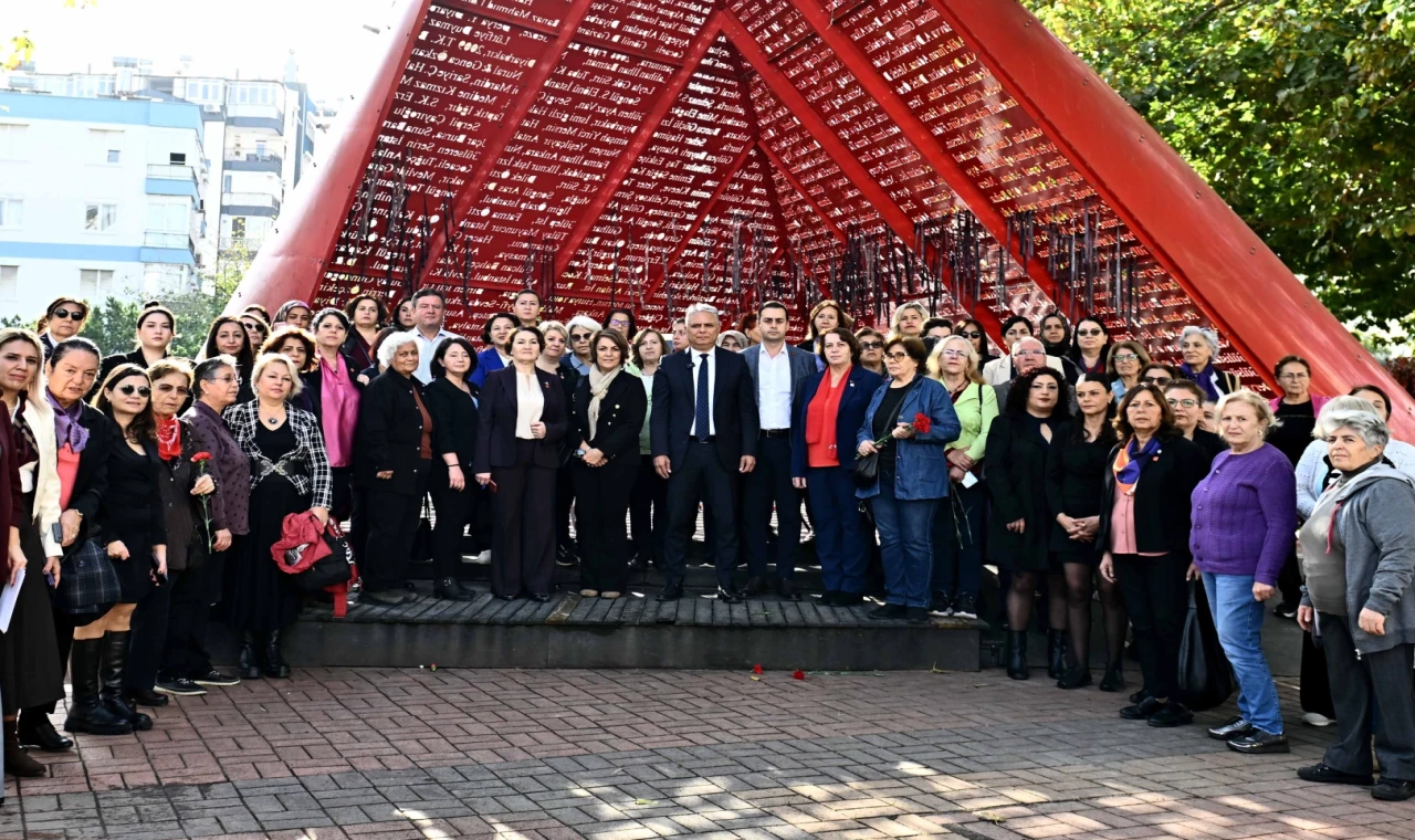 Antalya’da şiddete karşı ses, Al Yazma’da yükseldi