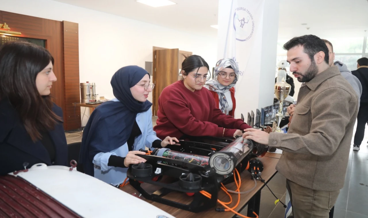 BTÜ’de ’Robot Günleri’ yoğun ilgi gördü
