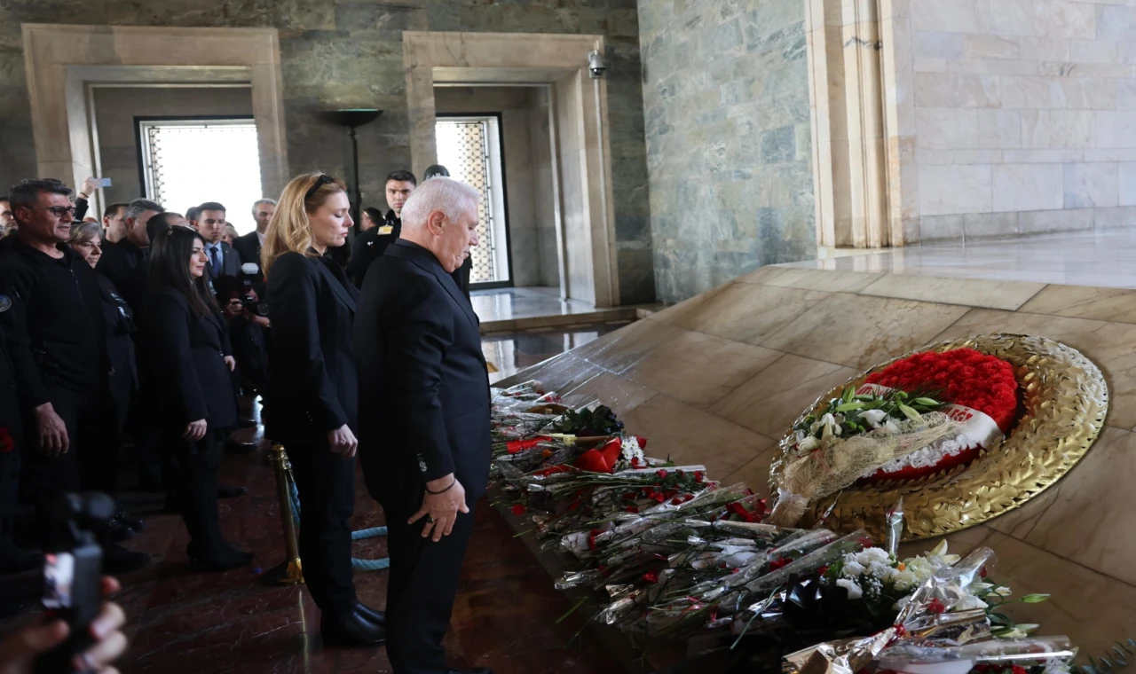 Bursa Büyükşehir Ata’sının huzurunda