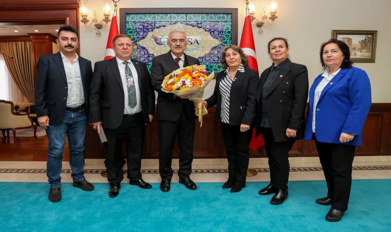 Bursa Valisi Ayyıldız’a TÜED Uludağ Şubesi’nden nezaket