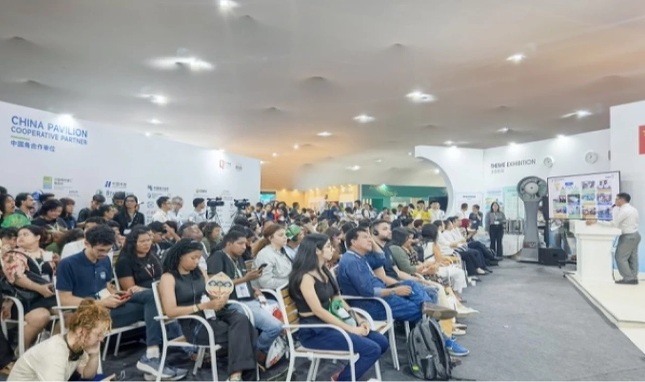 China Southern Power Grid, sürdürülebilirlik ve düşük karbon girişimlerini sergileyerek COP30’daki ilk delegasyon katılımını gerçekleştirdi