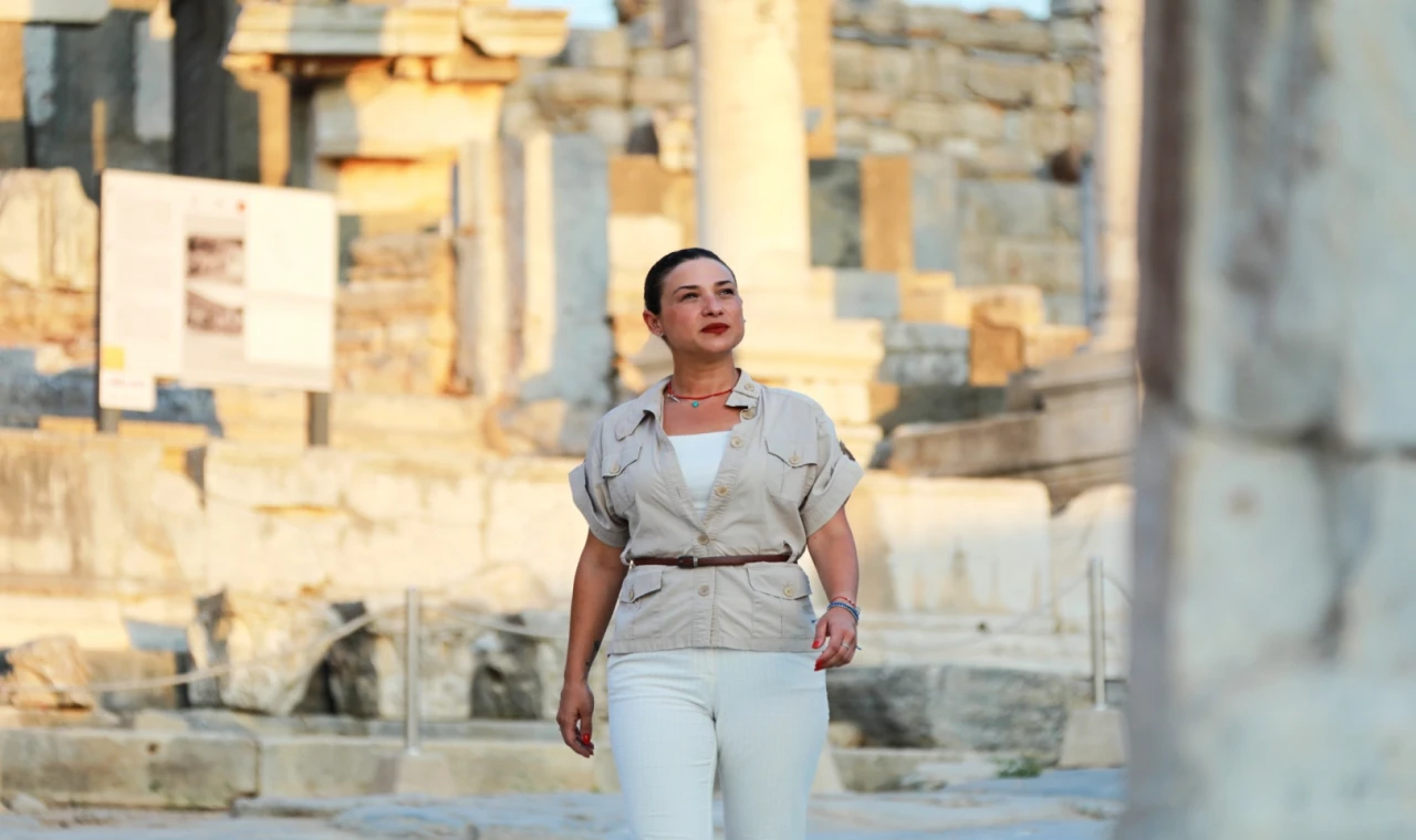 Efes Alt Kapı Otoparkı’nın tahliyesine Başkan Sengel’den tepki!