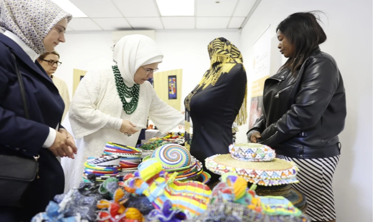 Emine Erdoğan’dan Johannesburg’ta Ulusal Miras Sergisi’ne ziyaret
