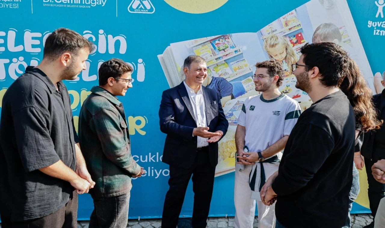 İzmir’de minikler ve üniversiteliler ’Geleceğin Atölyeleri’nde buluşuyor