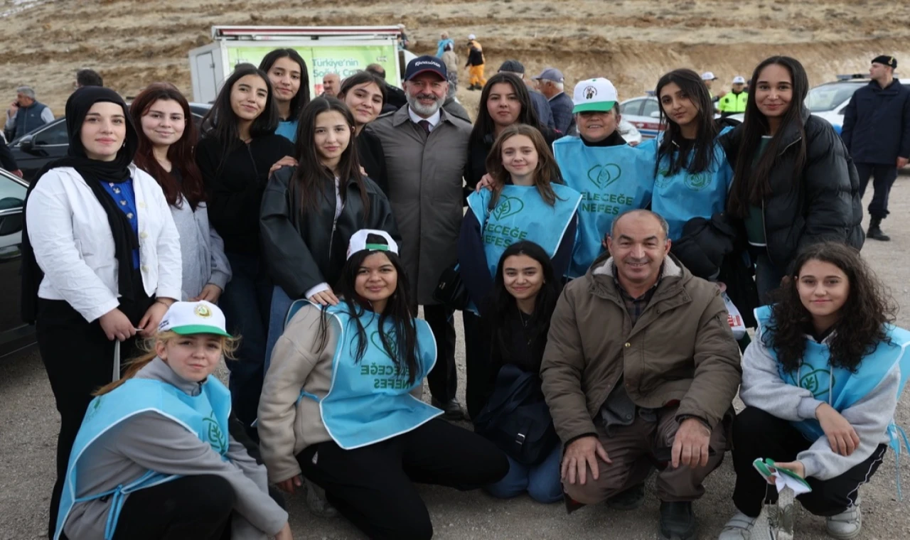 Kayseri Kocasinan’da mavi ile yeşil buluşuyor