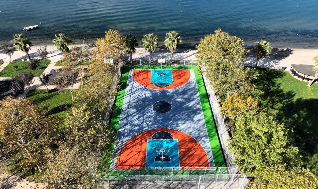 Kocaeli Büyükşehir’den spor sahalarına yenileme