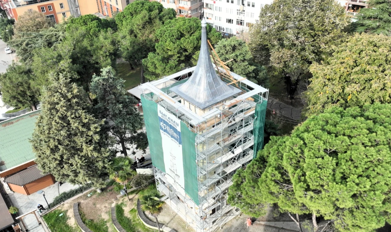 Kocaeli Büyükşehir’den tarihi kuleye dokunuş