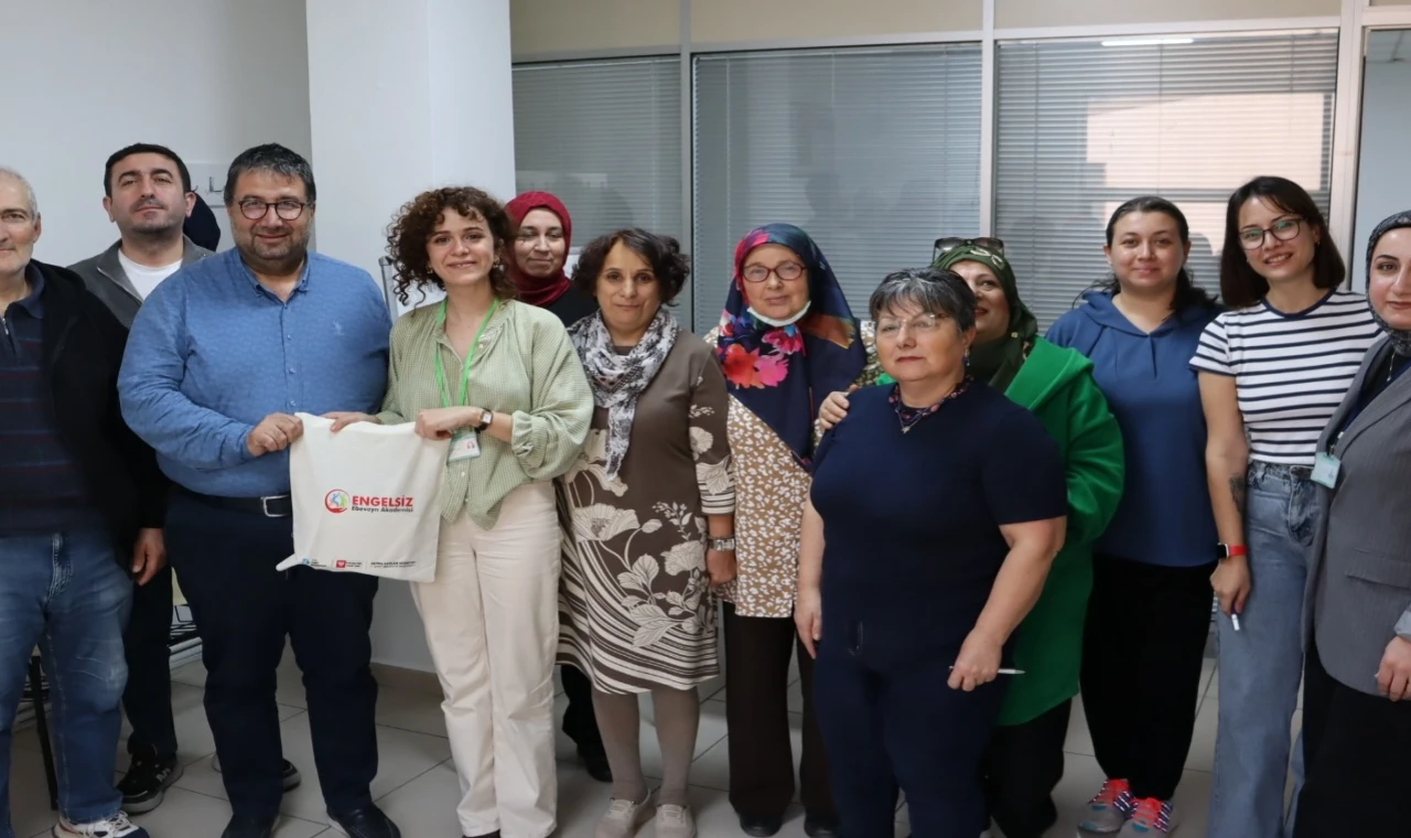 Kocaeli İzmit’te ailelere davranış yönetimi eğitimi verildi