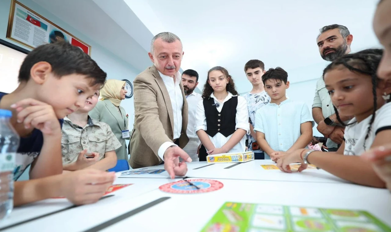 Kocaeli’de 30 bin öğrenci bu haberi bekliyordu... Eğitim desteklerinde ilk taksitler yattı!