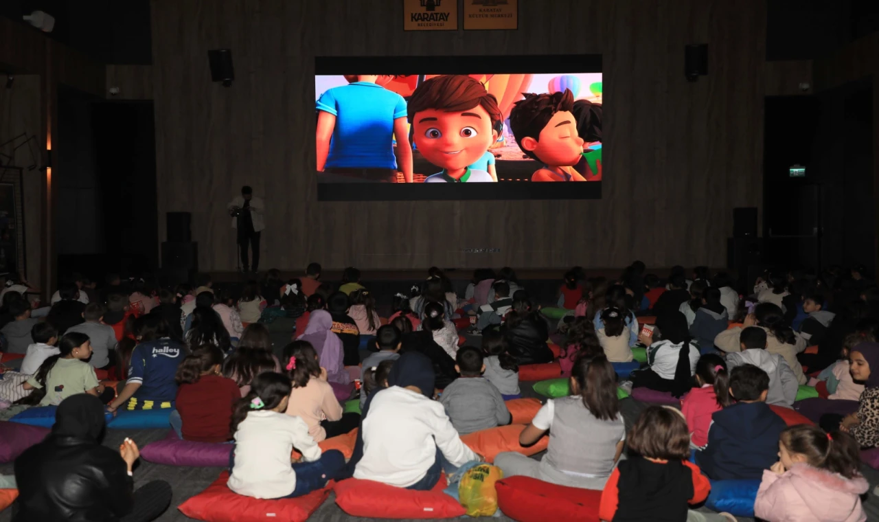 Konya Karatay’da sinema gösterimlerine yoğun ilgi