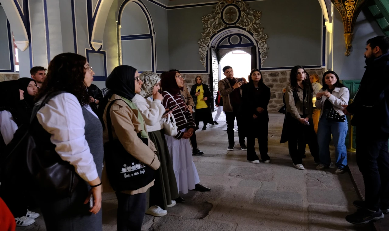 Konya’da üniversiteli gençlere yenilikçi mekanlar tanıtılıyor