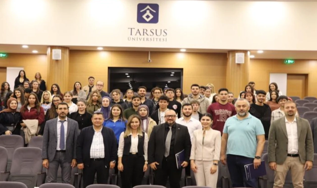 Mersin’de Kariyer Merkezi gençlere yeni ufuk açıyor