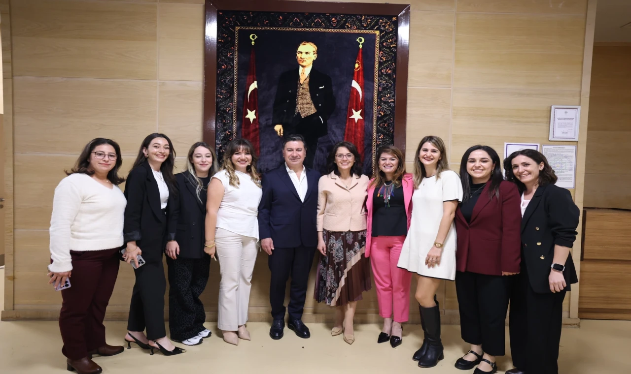 Muğla’da öğretmenlere özel kutlama yemeği