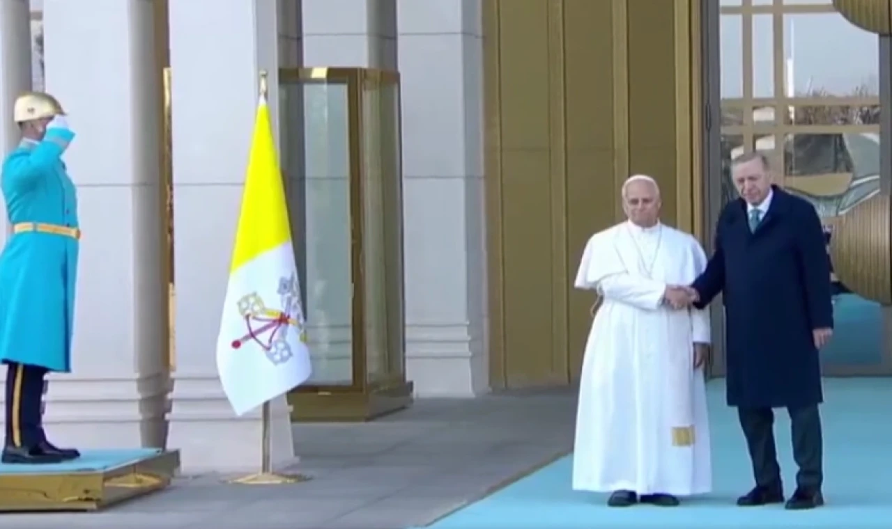 Papa 14. Leo ilk yurt dışı ziyareti kapsamında Türkiye’de