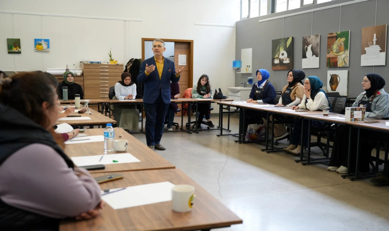 Ressam Cemal Toy, renklerin şifasını Kocaeli’ye taşıdı