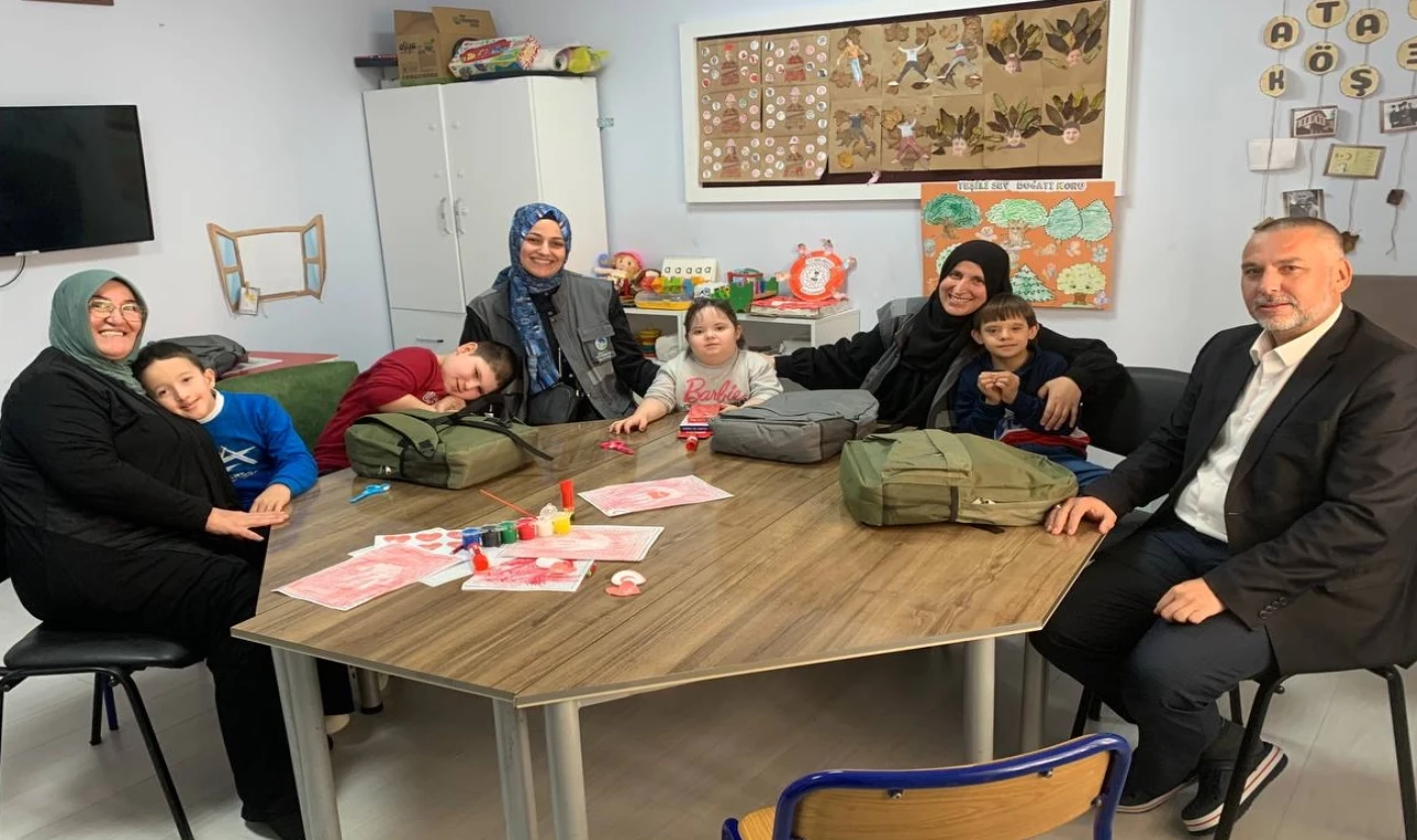 Sakarya Pamukova’da Büyükşehir’den ’özel’ ziyaret