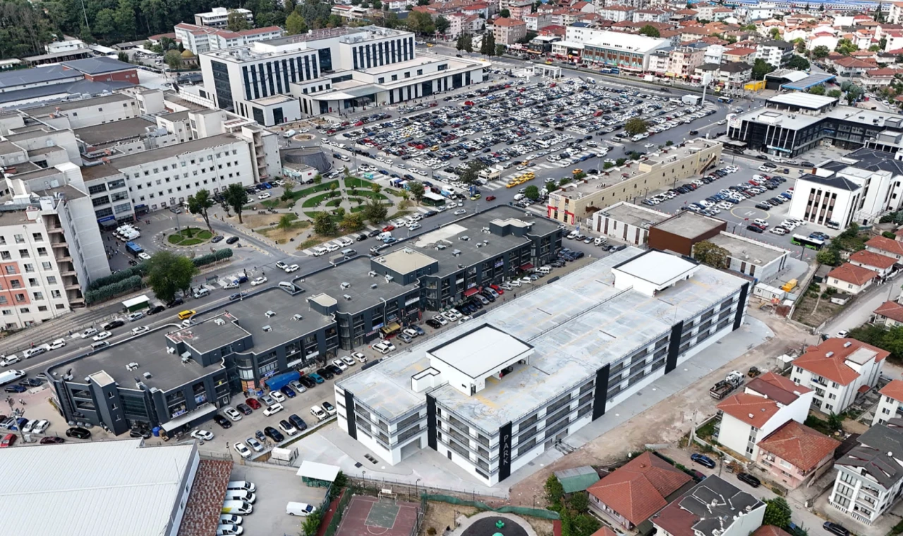 Sakarya’da 530 araçlık katlı otopark hizmette