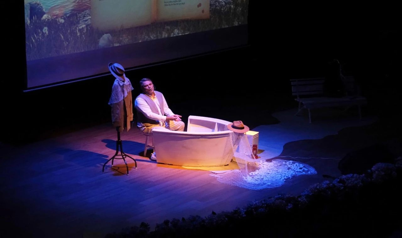 Sakarya’da Sait Faik oyunu izleyiciden tam not aldı