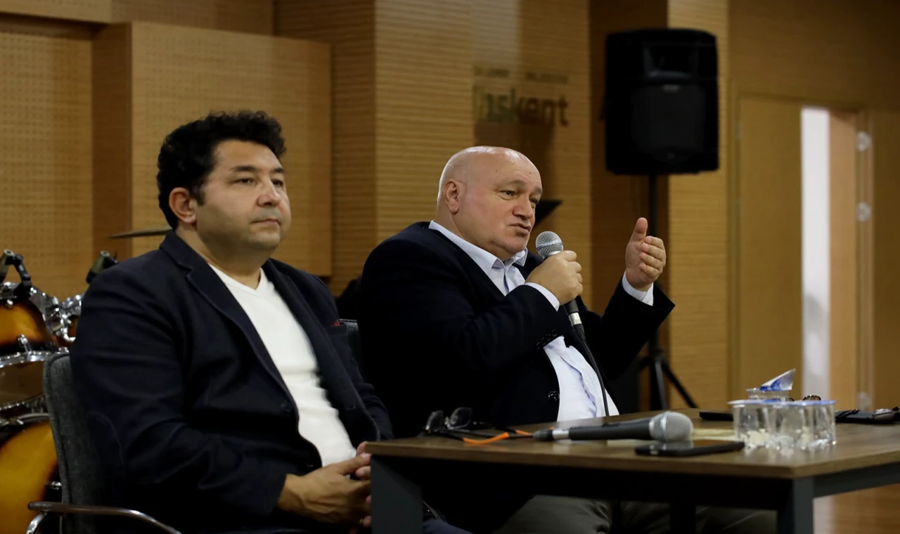 Sakarya’da Tarih Atölyesi Prof. Dr. Ahmet Taşağıl ile başladı