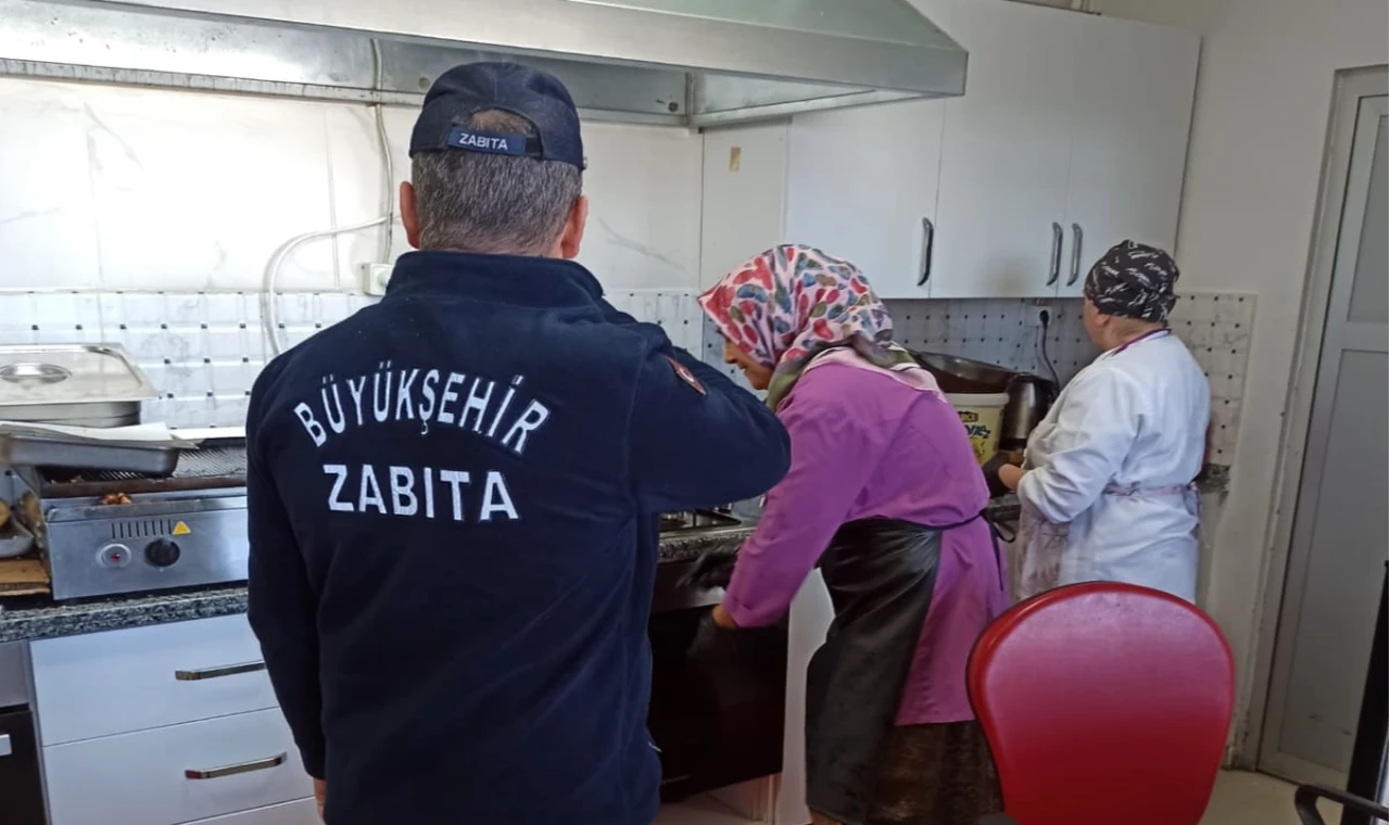 Trabzon’da okul kantinlerine denetim