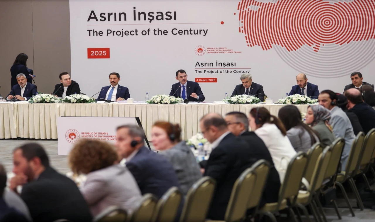 Uluslararası gazeteciler yeniden doğuşa tanıklık etti... Dünya ’asrın inşaası’na şaştı kaldı!