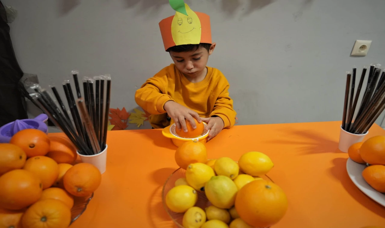 Ankara’da miniklerden renkli ’C Vitamini’ etkinliği