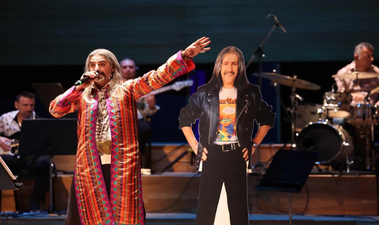 Barış Manço, İzmir’de şarkılarıyla anıldı