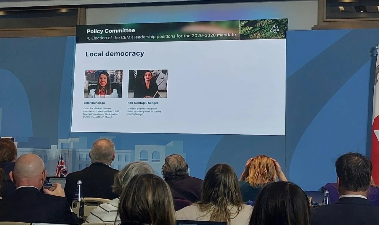 Başkan Sengel’e Avrupa’da büyük onur