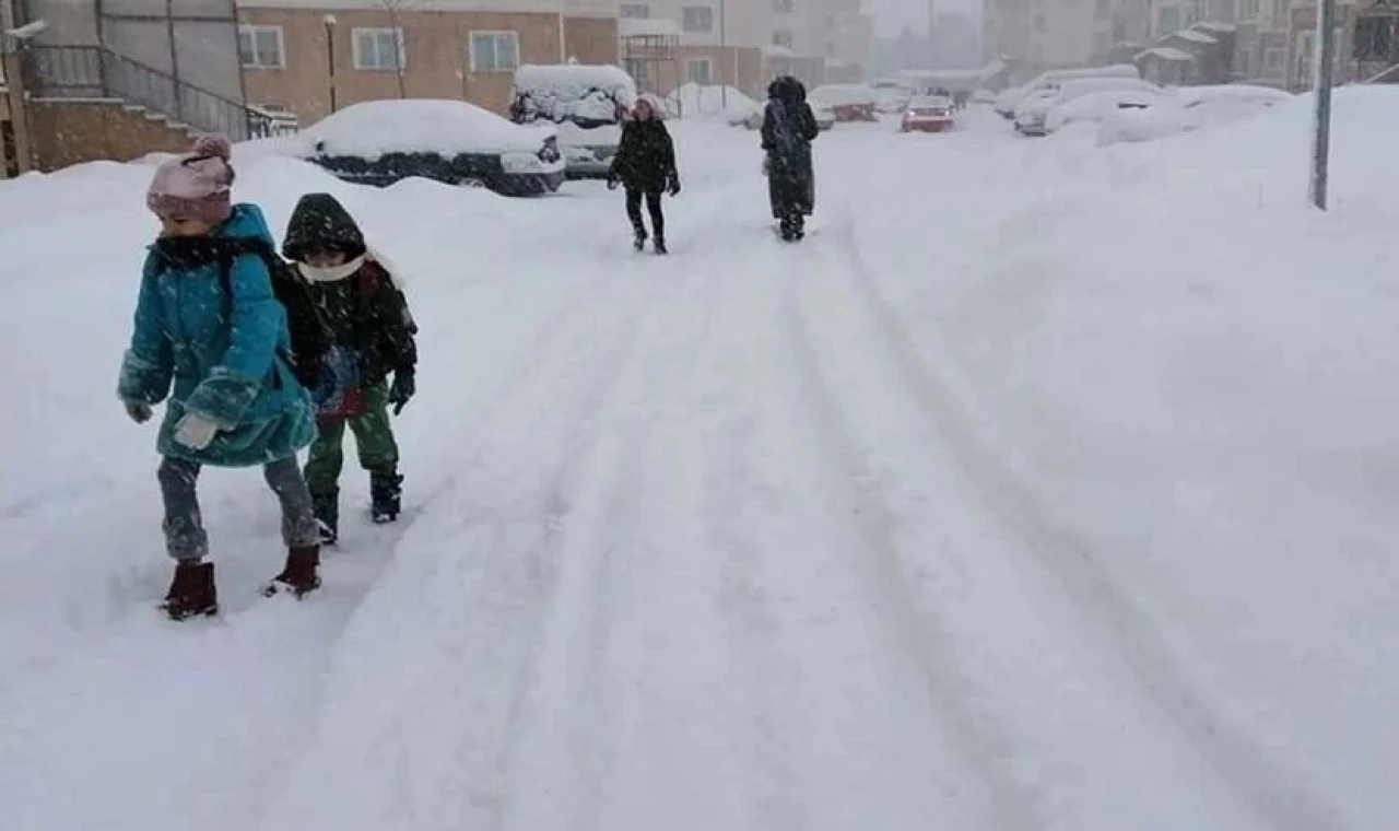 Bilecik’te eğitime kar engeli! Okullar tatil