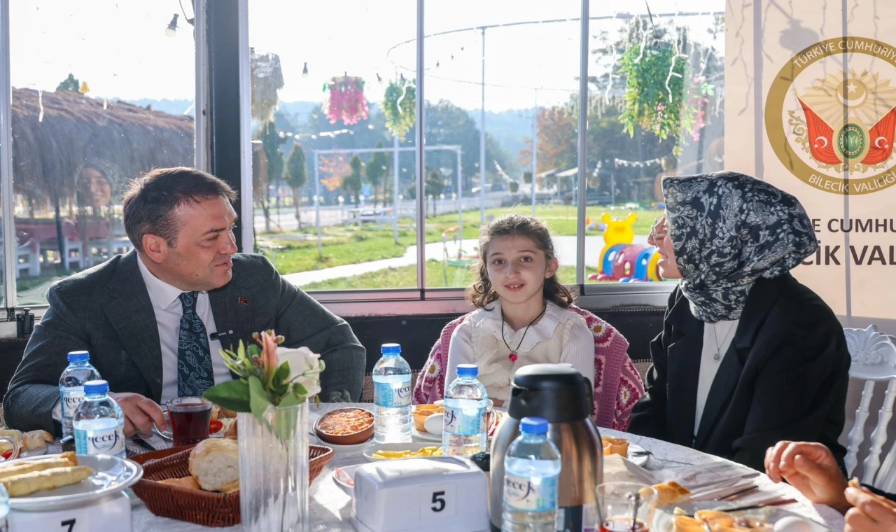 Bilecik’te Vali Sözer engelli bireylerle buluştu