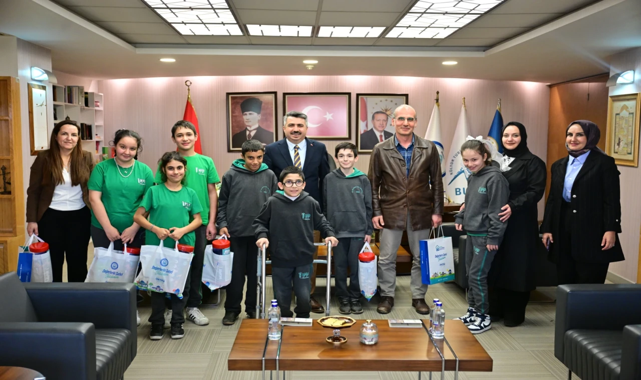 Bursa Yıldırım engelleri sevgiyle aşıyor