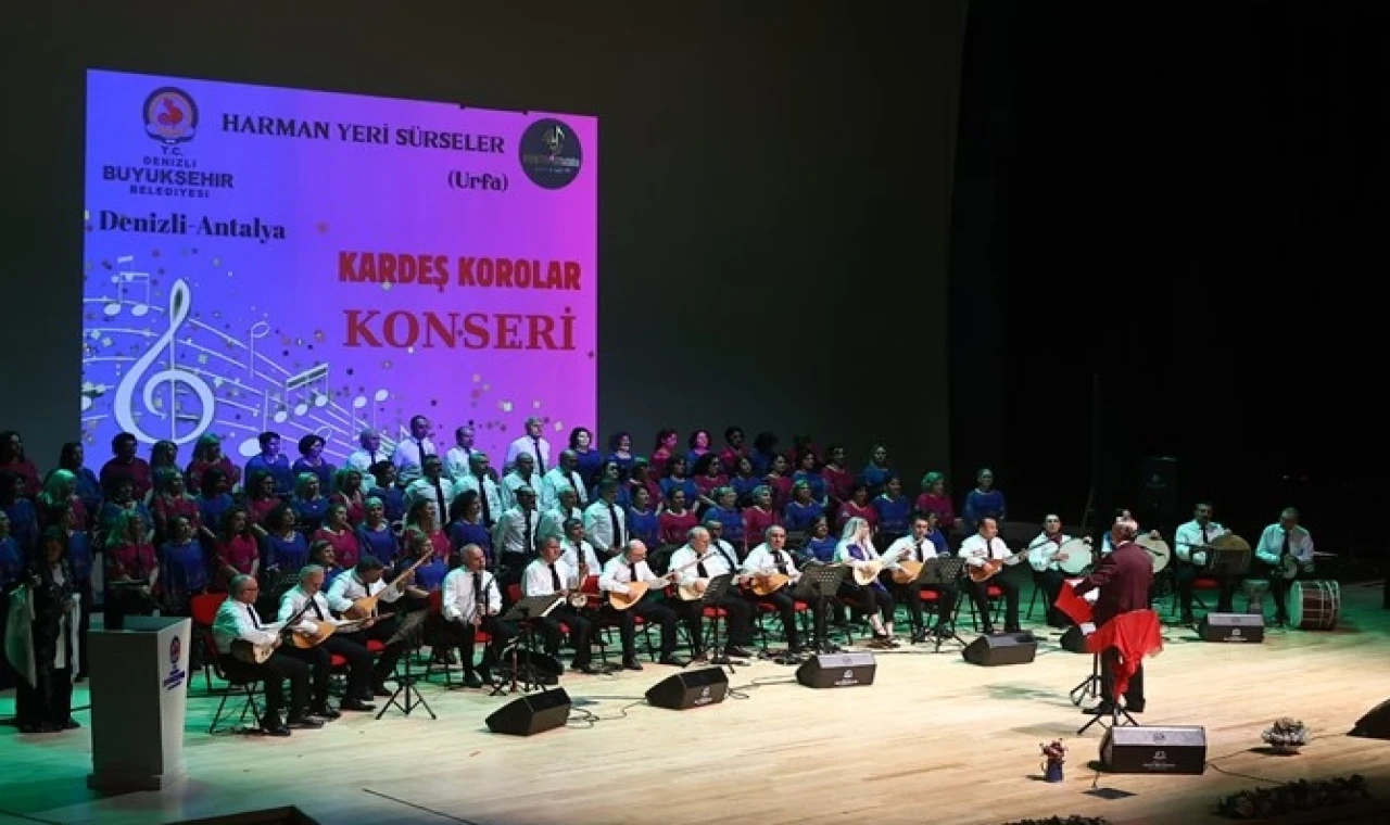 Denizli’de sanatseverlere ’Kardeş Korolar Konseri’