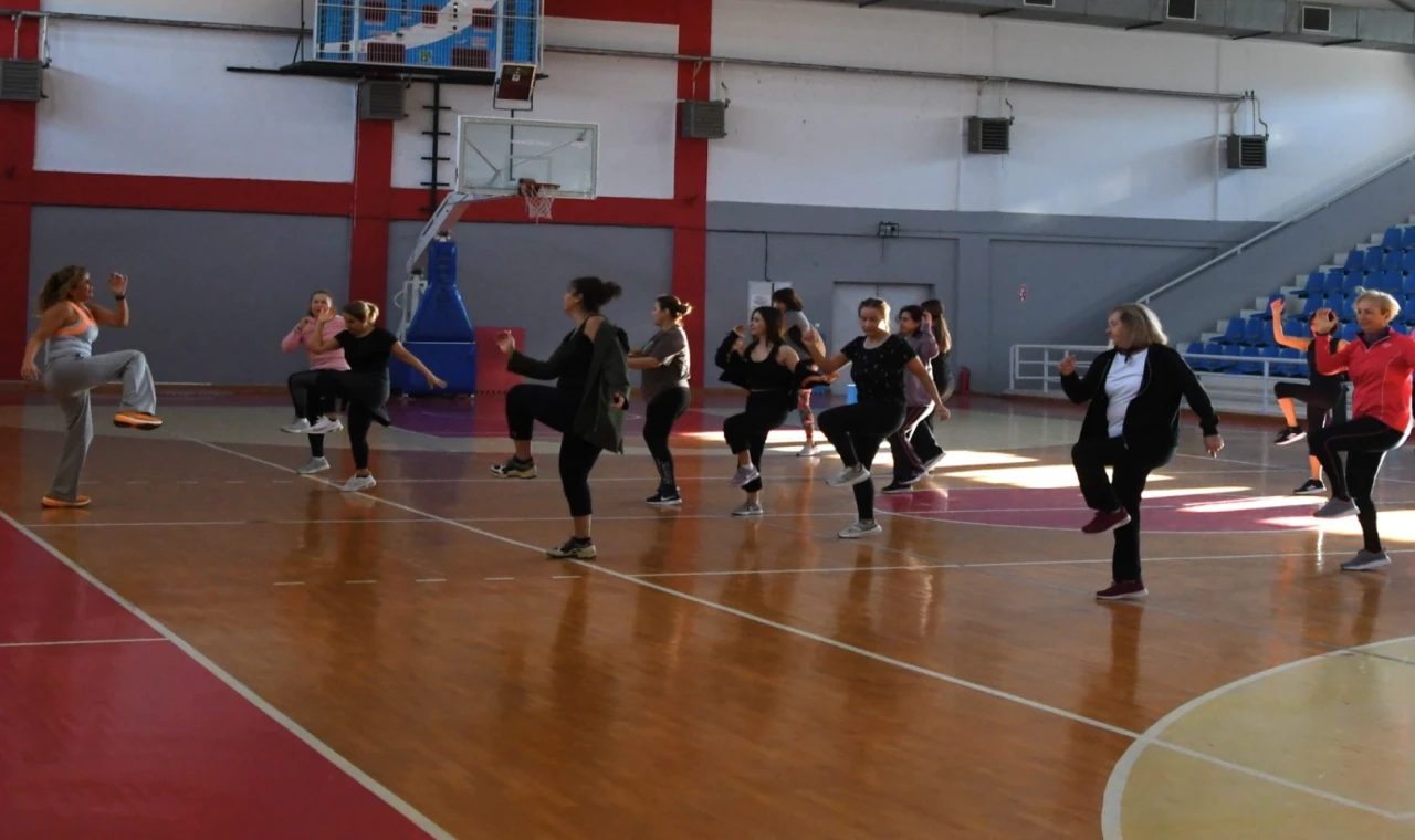 İzmir Narlıdere’de kadınlardan sağlıklı başlangıç