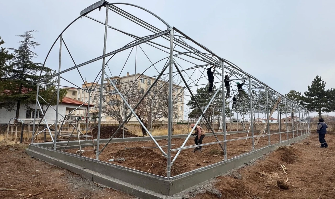 Kayseri Büyükşehir’den Develi’de eğitime 3.5 milyonluk yatırım