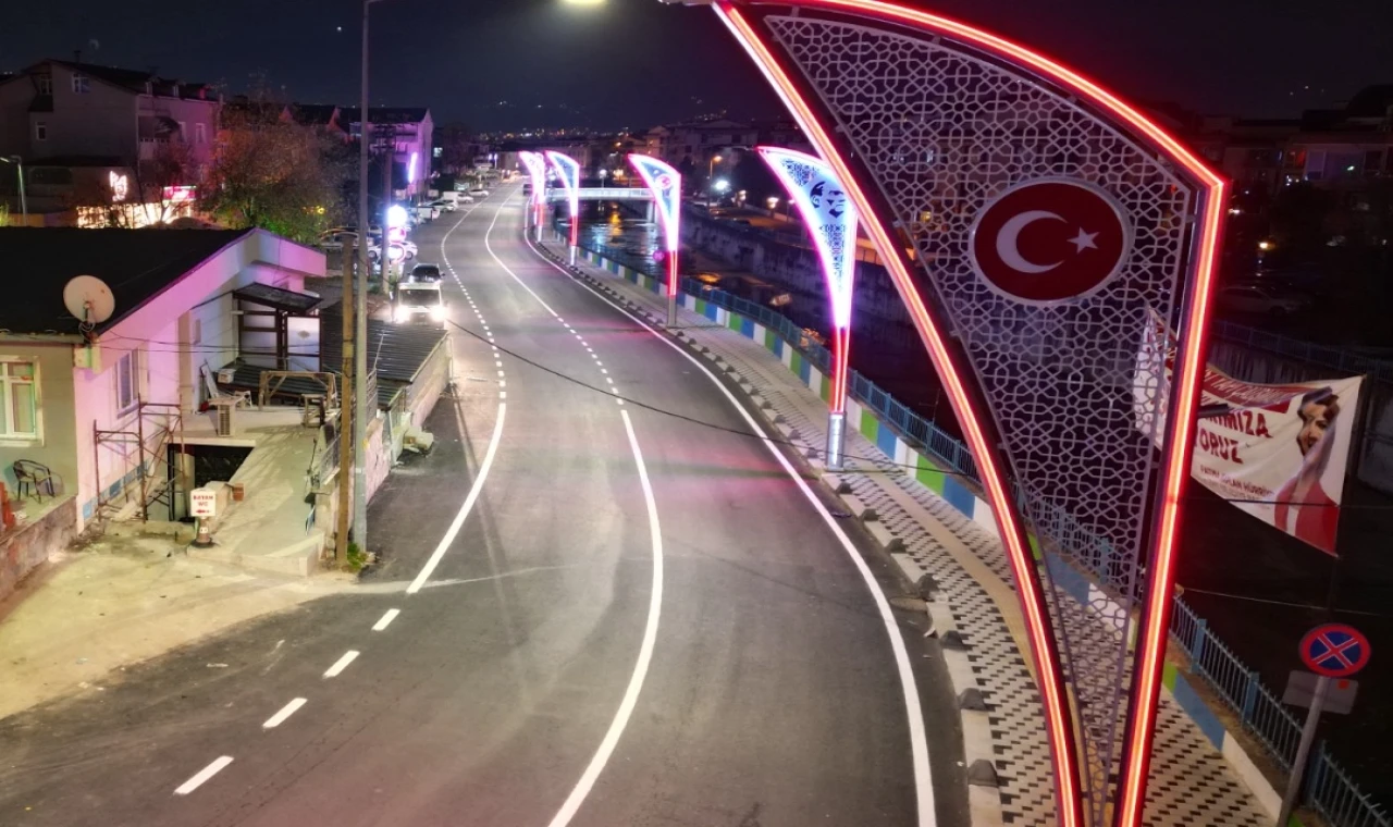 Kocaeli İzmit’te cadde ve sokaklar yenilendi