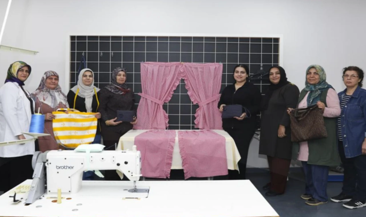 Mersin’de özel birey annelerine dikiş kursu