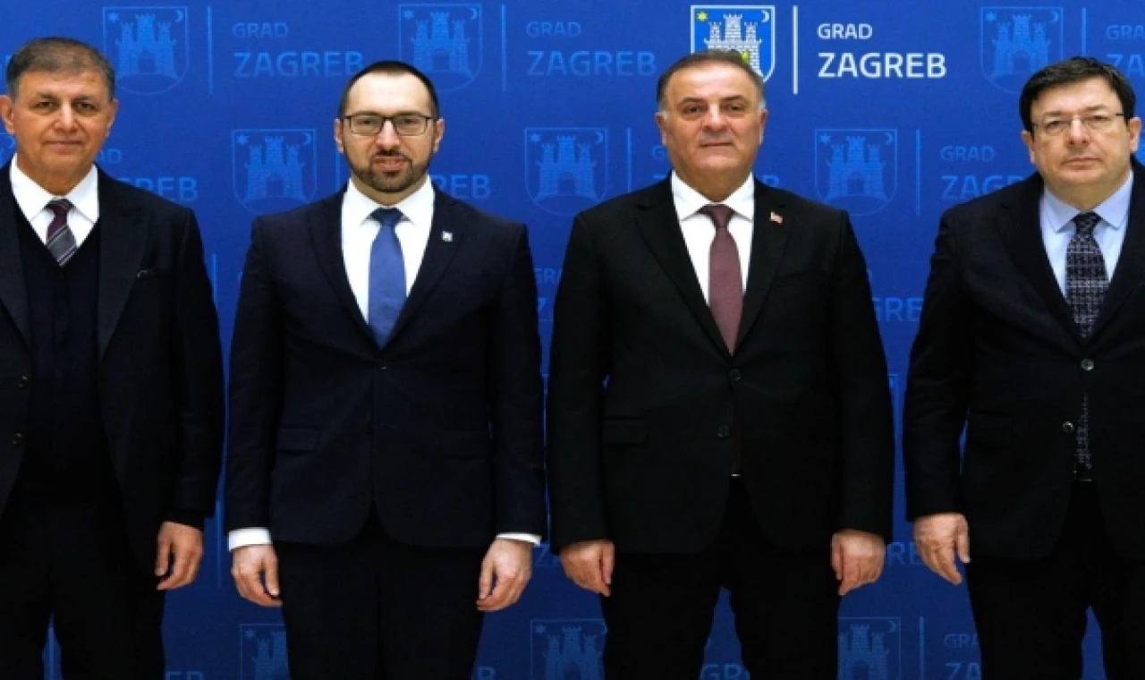 Başkan Erkek Zagreb’de B40 zirvesinde