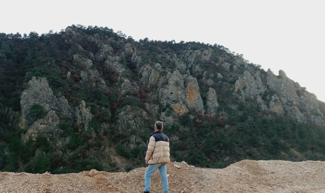 Bilecik’in saklı hazinesi... “Canlı Kaya” doğa tutkunlarını büyülüyor